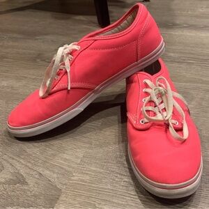 Women's Hot Pink Vans!